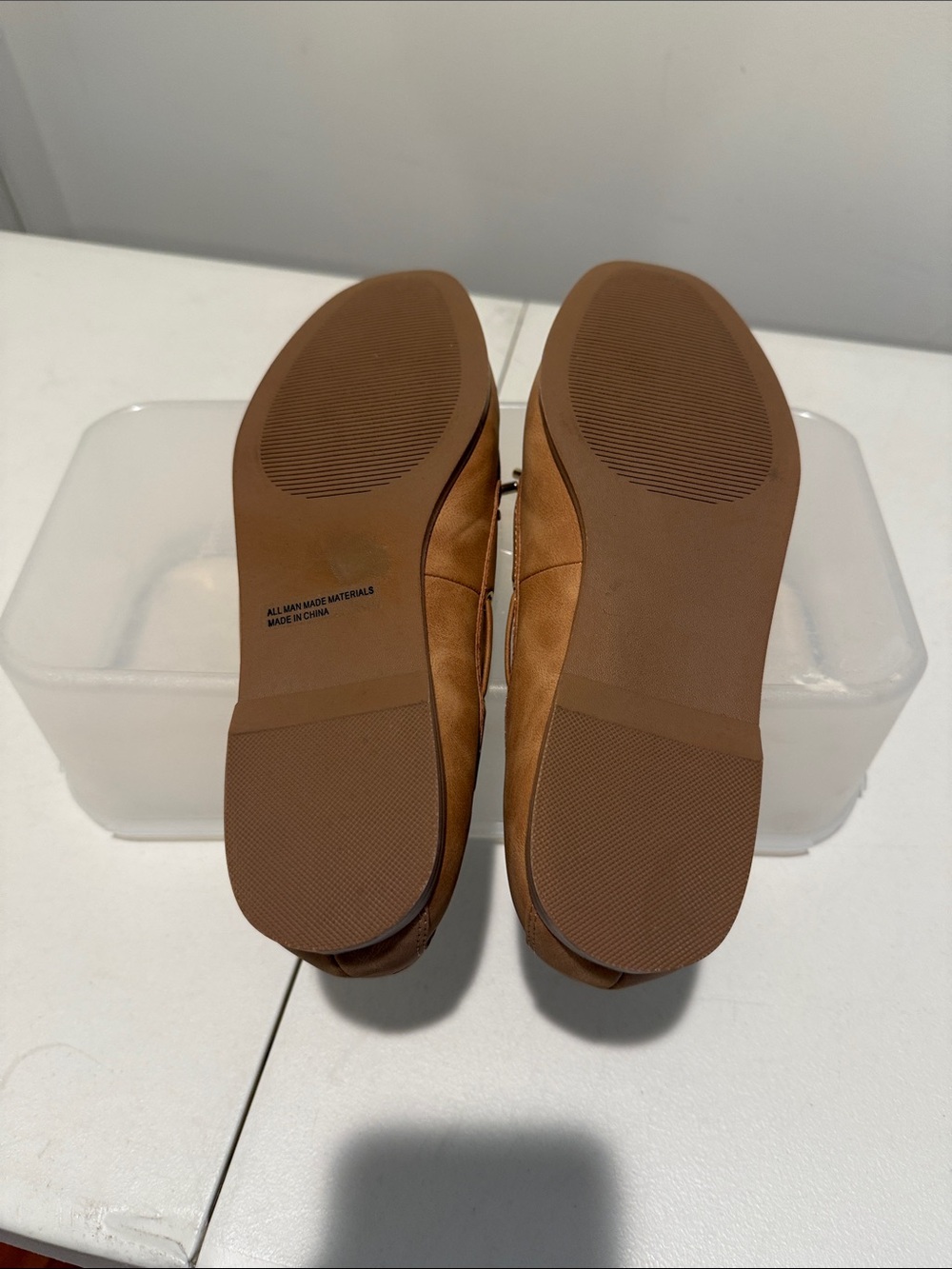 NWOT DV Dolce Vita Tan Slip On Classic Autumn Loafers Bow Top Faux Suede 9 - Picture 3 of 10
